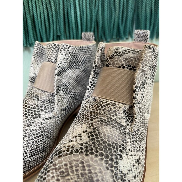 Coconuts by Matisse bootie Size 6 - Picture 5 of 8